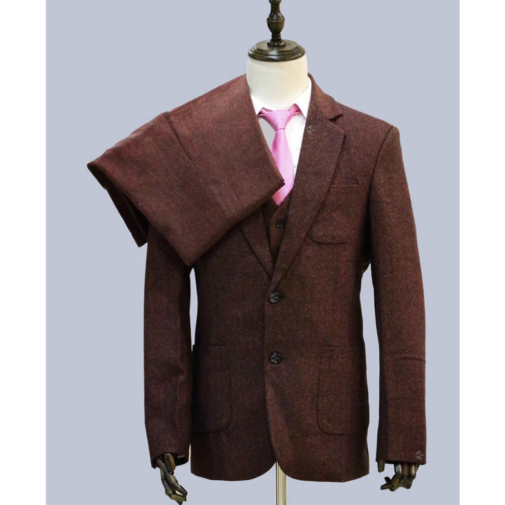 Men's Burgundy Wool Blend Three-Piece Suit - Classic Tailored Fit